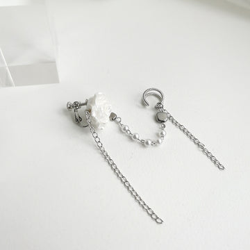 One long ear clip