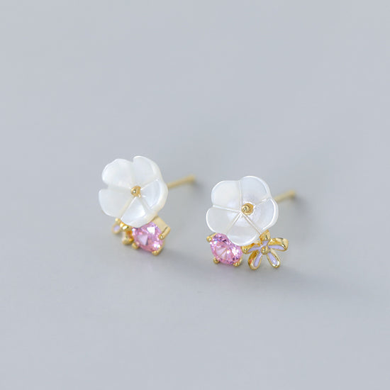 Floral personality fashion earrings
