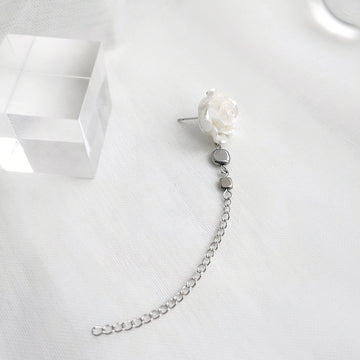 One short earring